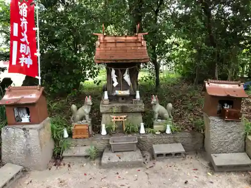 御厨神社の末社