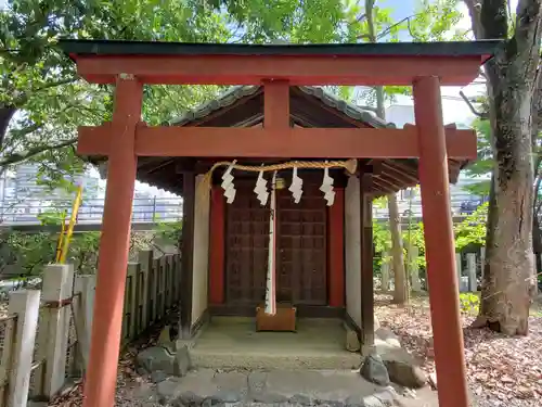 賢木神社の末社