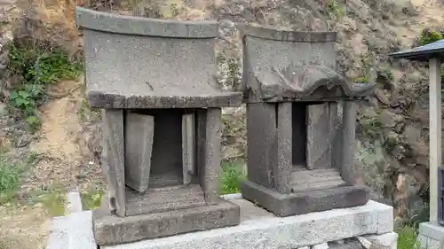 西光寺奥之院 誓願之塔の末社・摂社