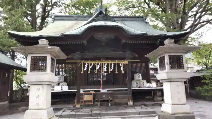 八剣神社の本殿・本堂