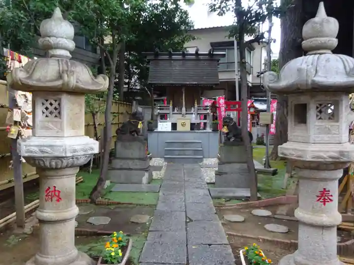 高円寺氷川神社の末社・摂社
