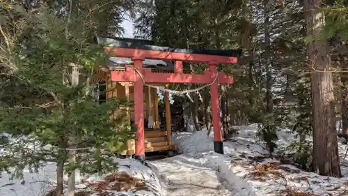 天神山稲荷神社の鳥居