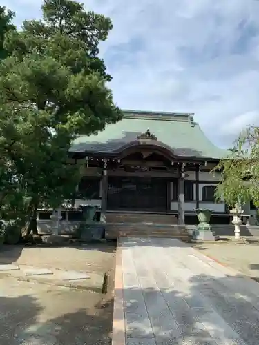 勝福寺の本殿・本堂