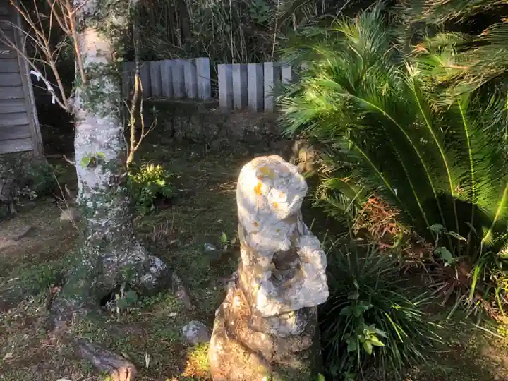 志々伎神社 沖都宮の狛犬