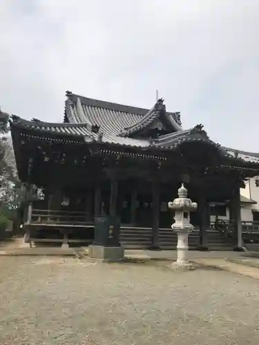 金蔵寺の本殿・本堂