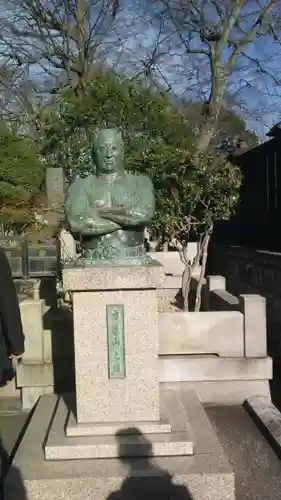 池上本門寺の像