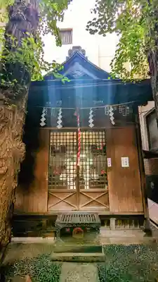 箭弓稲荷神社の本殿・本堂
