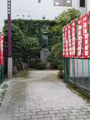 薬研堀不動院(川崎大師東京別院)の像