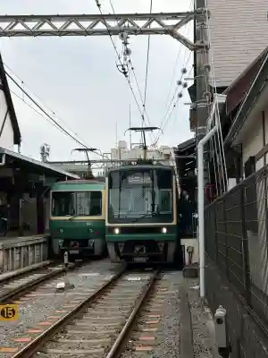龍宮（江島神社）の{uncategorized: "未分類", other: "その他", undefined: "問題あり", building: "その他建物", grave: "お墓", sacred_gate: "鳥居", guardian: "狛犬", statue: "像", buddha: "仏像", history: "歴史", nature: "自然", garden: "庭園", animal: "動物", pagoda: "塔", temizu: "手水舎", mountain_gate: "山門・神門", sanctuary: "本殿・本堂", subordinate: "末社・摂社", art: "芸術", scenery: "景色", jizo: "地蔵", ema: "絵馬", goshuin: "御朱印", omikuji: "おみくじ", items: "授与品その他", amulet: "お守り", goshuincho: "御朱印帳", eats: "食事", festival: "お祭り", votive_dance: "神楽", shichigosan: "七五三参", wedding: "結婚式", experience: "体験その他", initially: "初詣", around: "周辺", anti_infection: "感染症対策"}