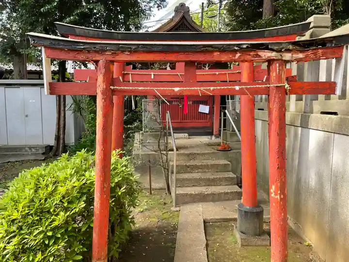 用賀神社の鳥居