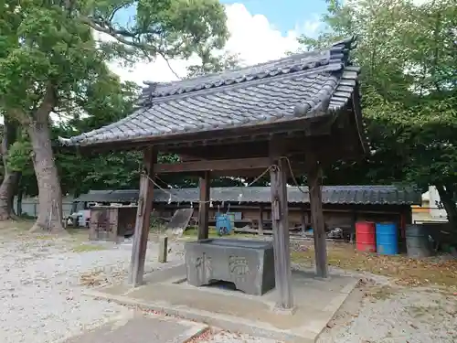 水神社の手水舎