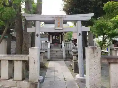 鎧神社の鳥居
