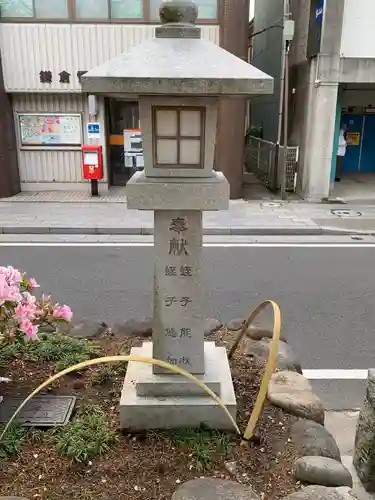 鶴岡八幡宮の周辺