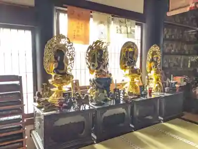 三明寺の本殿・本堂