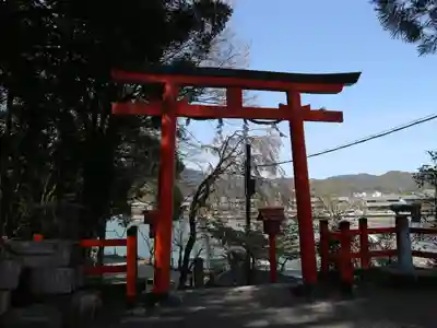 櫟谷宗像神社(松尾大社摂社)の鳥居