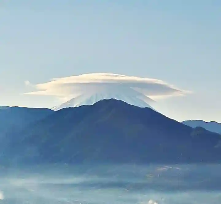 差出磯大嶽山神社 仕事と健康と厄よけの神さま(山梨県)