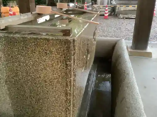 溝旗神社（肇國神社）の手水舎