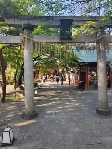 冠稲荷神社の鳥居
