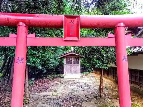 神明社（上和会神明社）の鳥居