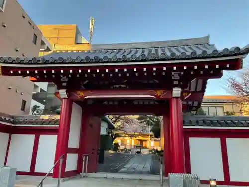 勝国寺の山門