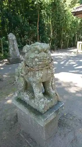 南宮神社の狛犬