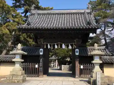 高砂神社の山門・神門