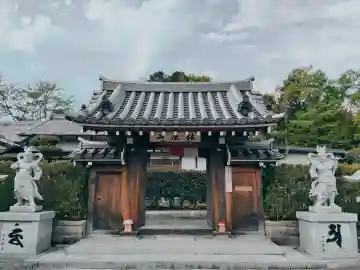 長楽寺の{uncategorized: "未分類", other: "その他", undefined: "問題あり", building: "その他建物", grave: "お墓", sacred_gate: "鳥居", guardian: "狛犬", statue: "像", buddha: "仏像", history: "歴史", nature: "自然", garden: "庭園", animal: "動物", pagoda: "塔", temizu: "手水舎", mountain_gate: "山門・神門", sanctuary: "本殿・本堂", subordinate: "末社・摂社", art: "芸術", scenery: "景色", jizo: "地蔵", ema: "絵馬", goshuin: "御朱印", omikuji: "おみくじ", items: "授与品その他", amulet: "お守り", goshuincho: "御朱印帳", eats: "食事", festival: "お祭り", votive_dance: "神楽", shichigosan: "七五三参", wedding: "結婚式", experience: "体験その他", initially: "初詣", around: "周辺", anti_infection: "感染症対策"}