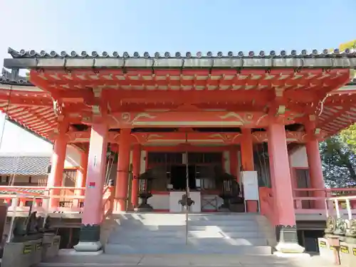 美江寺の本殿・本堂