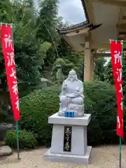 持明院の像