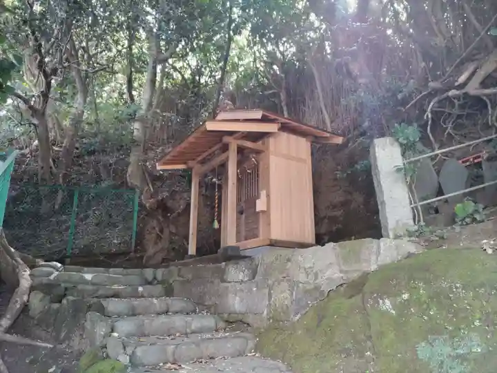 小動神社の末社・摂社
