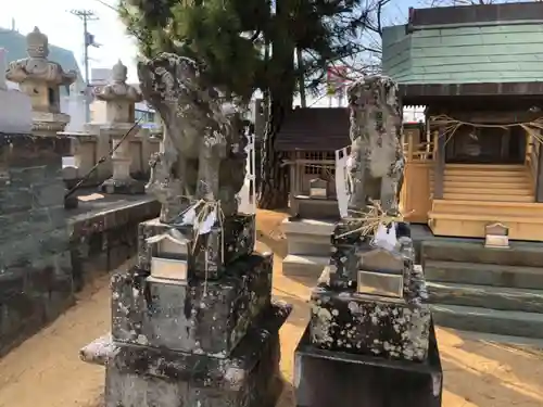 四所神社の狛犬