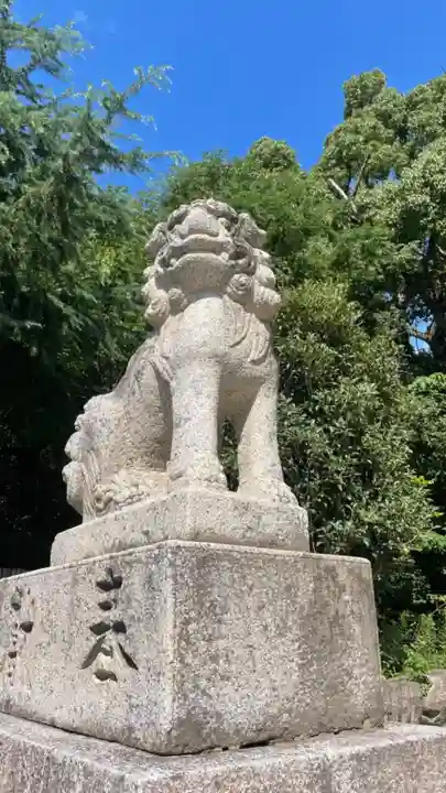 和泉國一之宮 大鳥大社の狛犬