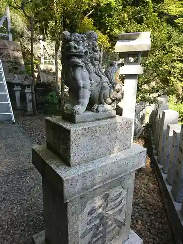 金刀比羅神社の狛犬