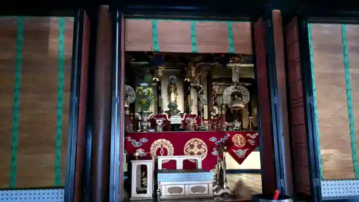 願成寺の本殿・本堂