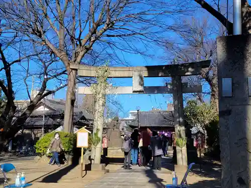 上戸田氷川神社の鳥居