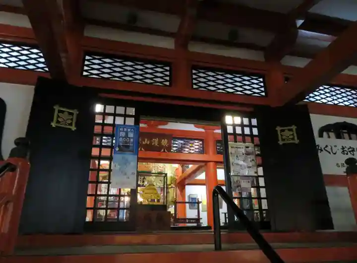 善國寺の本殿・本堂