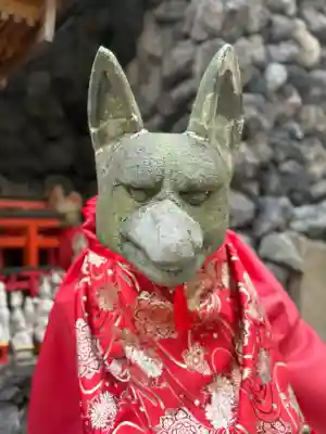 東京羽田 穴守稲荷神社の{uncategorized: "未分類", other: "その他", undefined: "問題あり", building: "その他建物", grave: "お墓", sacred_gate: "鳥居", guardian: "狛犬", statue: "像", buddha: "仏像", history: "歴史", nature: "自然", garden: "庭園", animal: "動物", pagoda: "塔", temizu: "手水舎", mountain_gate: "山門・神門", sanctuary: "本殿・本堂", subordinate: "末社・摂社", art: "芸術", scenery: "景色", jizo: "地蔵", ema: "絵馬", goshuin: "御朱印", omikuji: "おみくじ", items: "授与品その他", amulet: "お守り", goshuincho: "御朱印帳", eats: "食事", festival: "お祭り", votive_dance: "神楽", shichigosan: "七五三参", wedding: "結婚式", experience: "体験その他", initially: "初詣", around: "周辺", anti_infection: "感染症対策"}