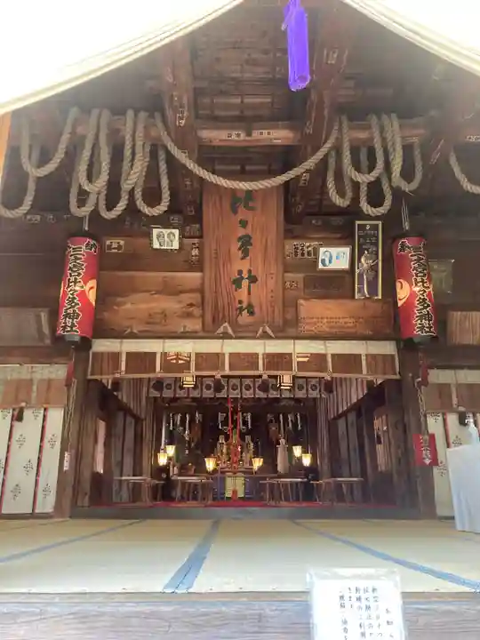 比々多神社の本殿・本堂