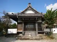 薬師寺の本殿