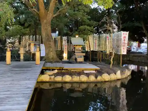 平塚八幡宮の庭園