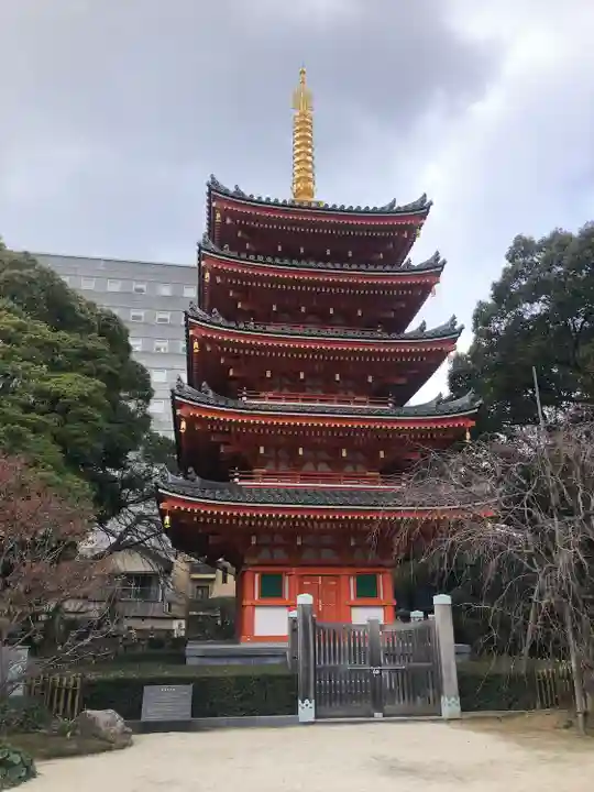 東長寺の塔
