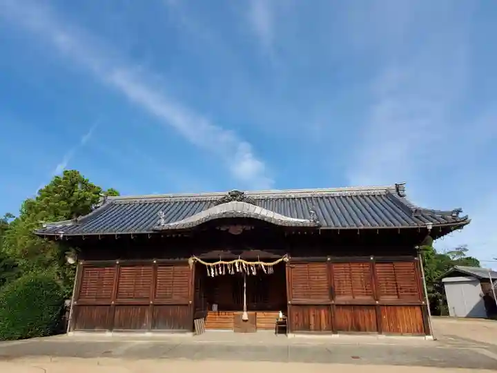 岩岡神社の本殿・本堂