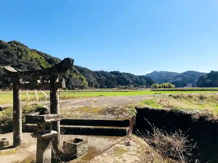龍神社の鳥居