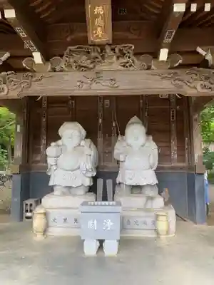 深大寺の像