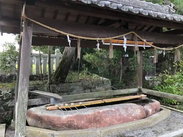 垣田神社の手水舎