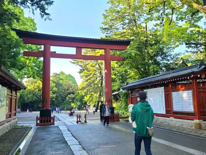 武蔵一宮氷川神社の{uncategorized: "未分類", other: "その他", undefined: "問題あり", building: "その他建物", grave: "お墓", sacred_gate: "鳥居", guardian: "狛犬", statue: "像", buddha: "仏像", history: "歴史", nature: "自然", garden: "庭園", animal: "動物", pagoda: "塔", temizu: "手水舎", mountain_gate: "山門・神門", sanctuary: "本殿・本堂", subordinate: "末社・摂社", art: "芸術", scenery: "景色", jizo: "地蔵", ema: "絵馬", goshuin: "御朱印", omikuji: "おみくじ", items: "授与品その他", amulet: "お守り", goshuincho: "御朱印帳", eats: "食事", festival: "お祭り", votive_dance: "神楽", shichigosan: "七五三参", wedding: "結婚式", experience: "体験その他", initially: "初詣", around: "周辺", anti_infection: "感染症対策"}