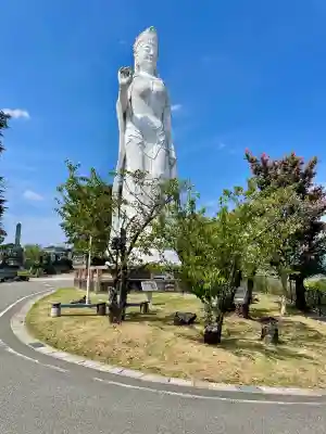韮崎平和観音(山梨県)