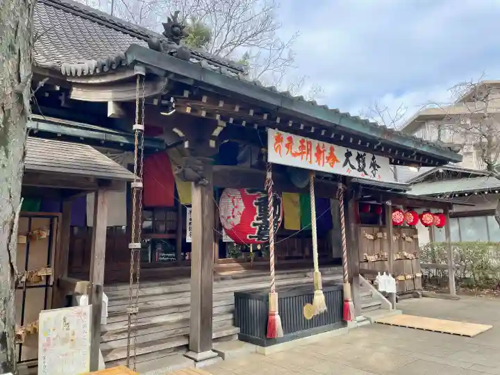 明王院(満願寺別院)の{uncategorized: "未分類", other: "その他", undefined: "問題あり", building: "その他建物", grave: "お墓", sacred_gate: "鳥居", guardian: "狛犬", statue: "像", buddha: "仏像", history: "歴史", nature: "自然", garden: "庭園", animal: "動物", pagoda: "塔", temizu: "手水舎", mountain_gate: "山門・神門", sanctuary: "本殿・本堂", subordinate: "末社・摂社", art: "芸術", scenery: "景色", jizo: "地蔵", ema: "絵馬", goshuin: "御朱印", omikuji: "おみくじ", items: "授与品その他", amulet: "お守り", goshuincho: "御朱印帳", eats: "食事", festival: "お祭り", votive_dance: "神楽", shichigosan: "七五三参", wedding: "結婚式", experience: "体験その他", initially: "初詣", around: "周辺", anti_infection: "感染症対策"}