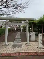 守鐵社の鳥居