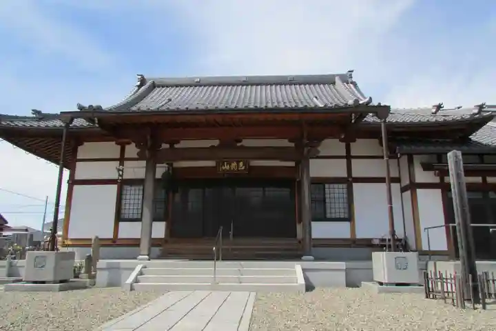 宝泉寺の本殿・本堂